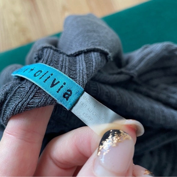 Alice + Olivia Gray Linen Blend Shadow Striped Circle Open Cardigan EUC Size XS - Picture 7 of 10